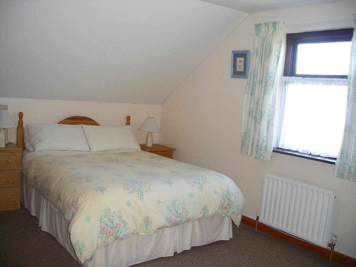 Отели типа «постель и завтрак» Doolin Cottage B&B Дулин