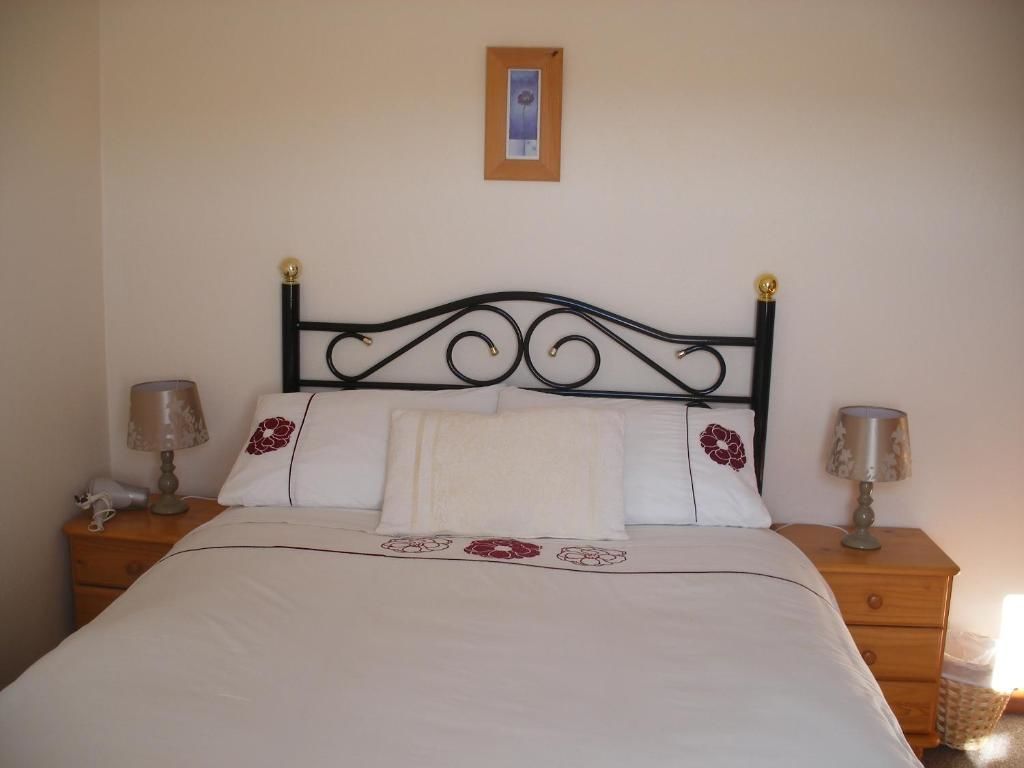 Отели типа «постель и завтрак» Doolin Cottage B&B Дулин